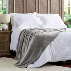 Velvet Throw - Oversized Microfiber Velvet Solid Polyester Throw Blanket - Breathable By Hastings Home (Stone Grey) 8 Velvet Throw - Oversized Microfiber Velvet Solid Polyester Throw Blanket - Breathable By Hastings Home (Stone Grey) -Hastings House GUEST 2b41b650 eaf5 489c a2ca b52b13209ae2