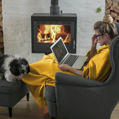 Hastings Home Oversized 60" X 70" Chenille Throw Blanket - Primrose Gold 3 Hastings Home Oversized 60" X 70" Chenille Throw Blanket - Primrose Gold - Image 3