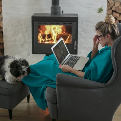 Hastings Home Oversized Chenille Throw Blanket - Lagoon Teal 3 Hastings Home Oversized Chenille Throw Blanket - Lagoon Teal - Image 3