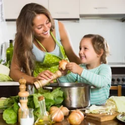 Hastings Home Large Stainless Steel 12-Qt Stock Pot With Lid – 11.5" X 7.5" -Hastings House GUEST e3bd242f 8515 46e5 acb4 760d6051dc2c